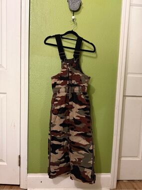 Walls Camouflage Bib Overalls in Black and Brown